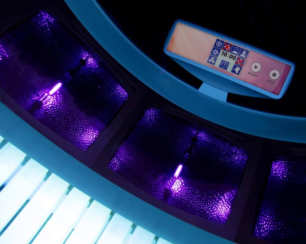 detail shot Ultrasun tanning bed Q10